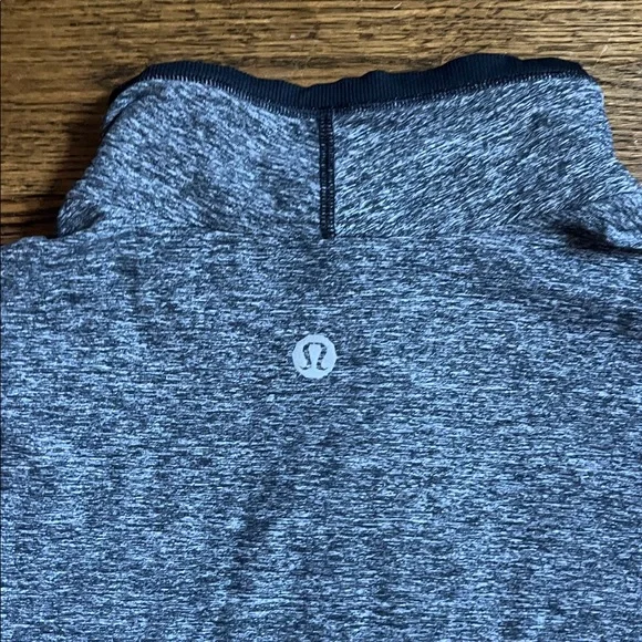 lululemon athletica Gray Lightweight Jacket - Picture 4 of 5